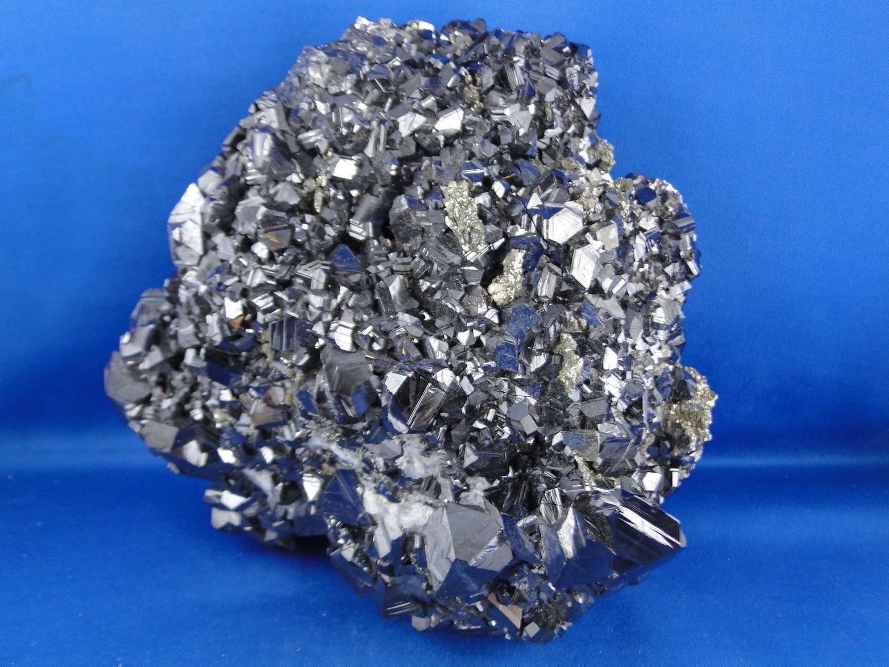 Minerali & Pietre curative: Sphalerit mit Pyrit und Calcit – Usato da Schinznach Bad venduto da Demerald