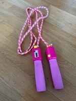 Neuwertiges Simba-Springseil mit Zähler und Musik in pink