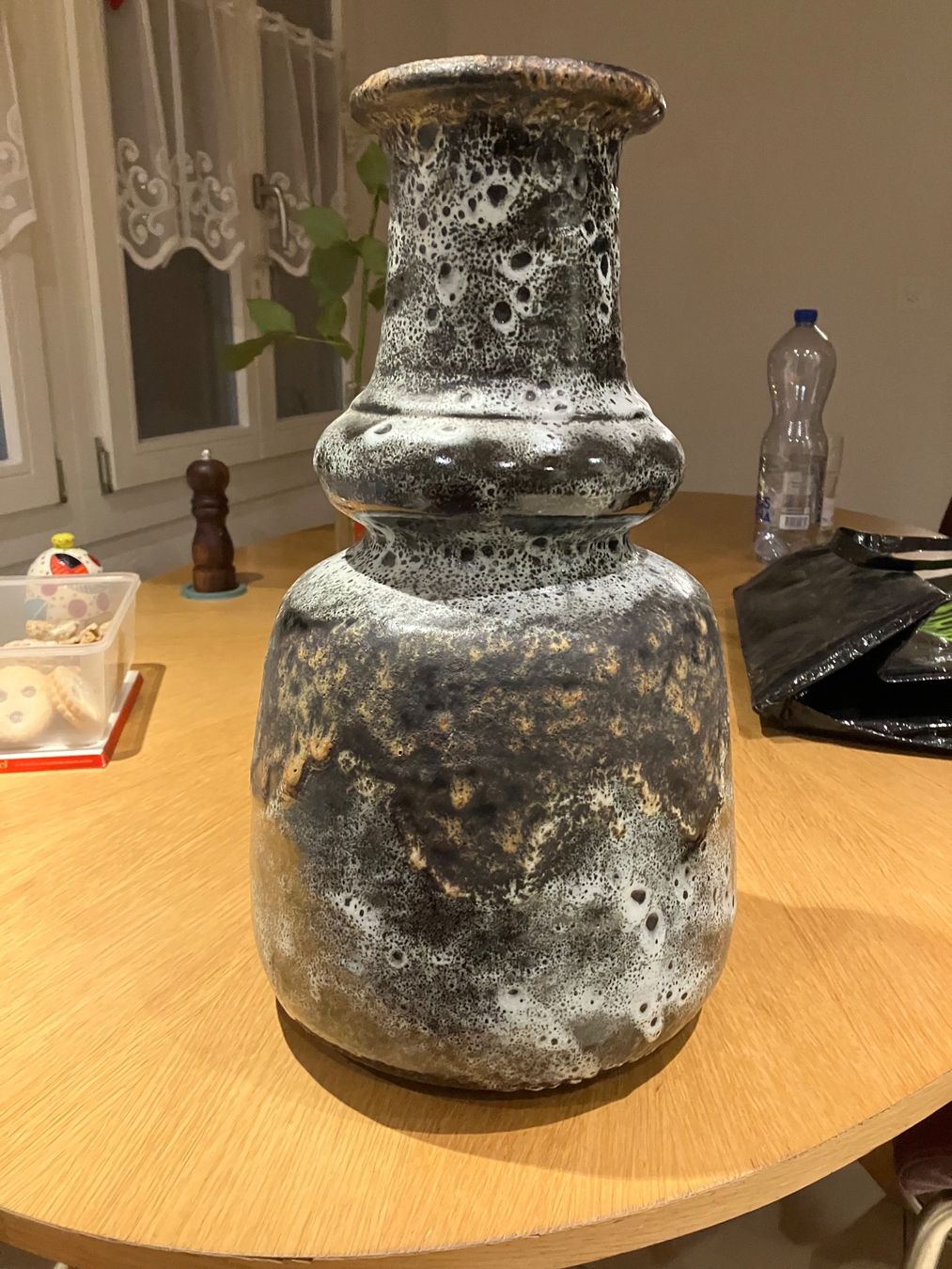 Vasi & Recipienti: Vintage Keramik Vase, braun-weiss, – Usato da Rüegsauschachen venduto da limek