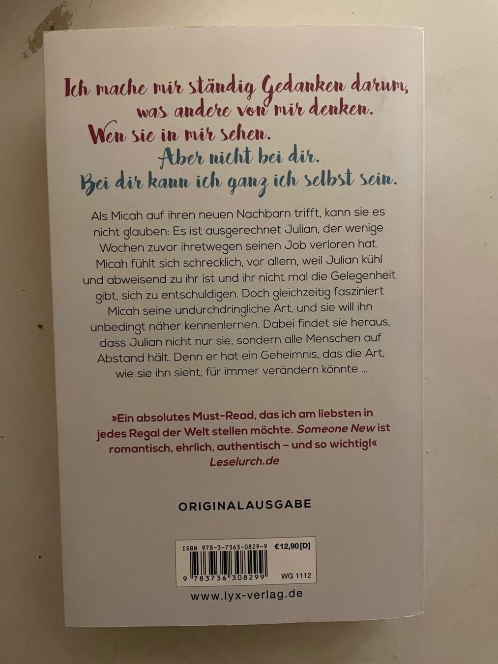 Libri: Someone New - Laura Kneidl – Nuovo (secondo la descrizione) da Untersiggenthal venduto da l2_nmok 1