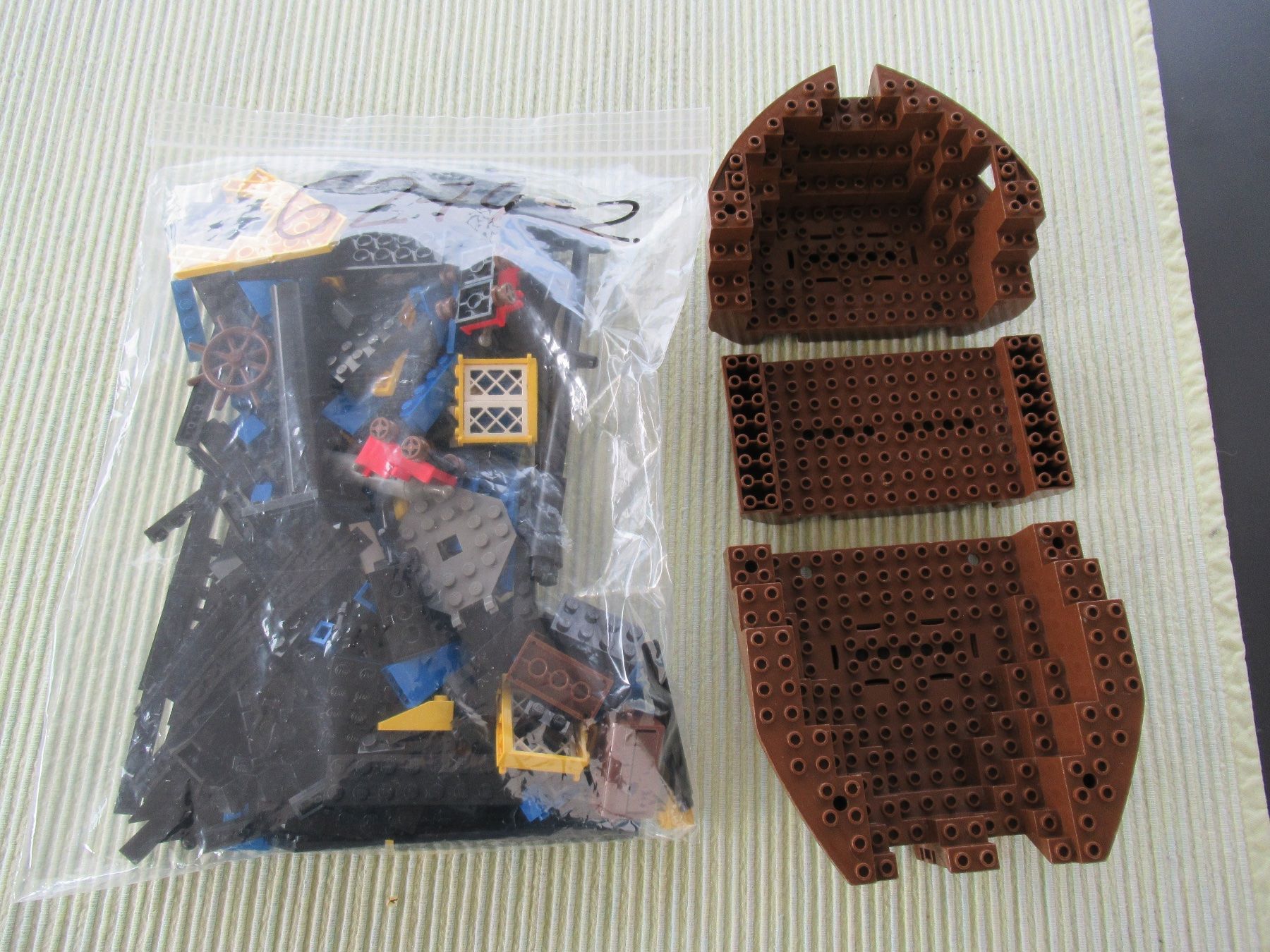 Lego Kit di costruzioni: Lego Caribbean Clipper Nr. 6274 – Usato da Obergösgen venduto da cairn