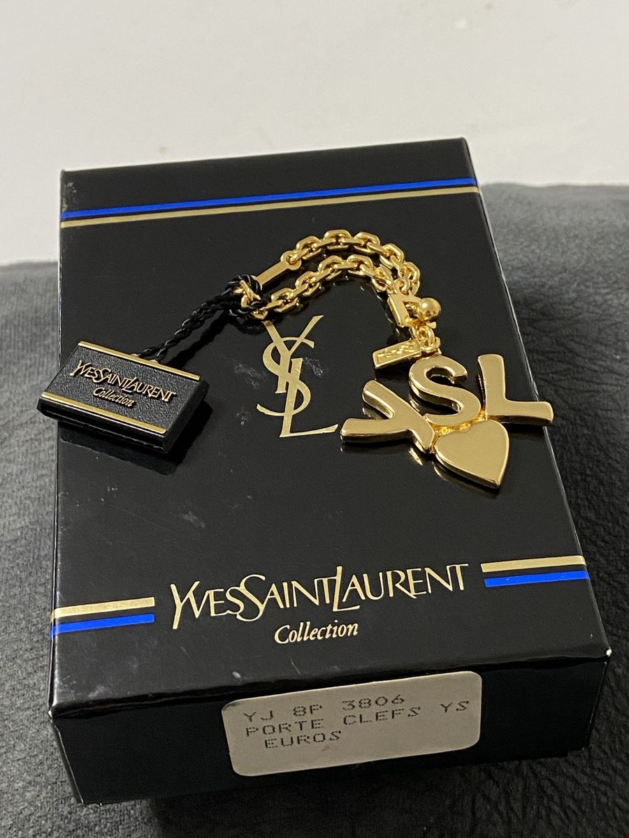 Saint Laurent Ciondoli: Bijoux de sac Yves Saint Laurent – Usato da Montreux venduto da Perledor 2