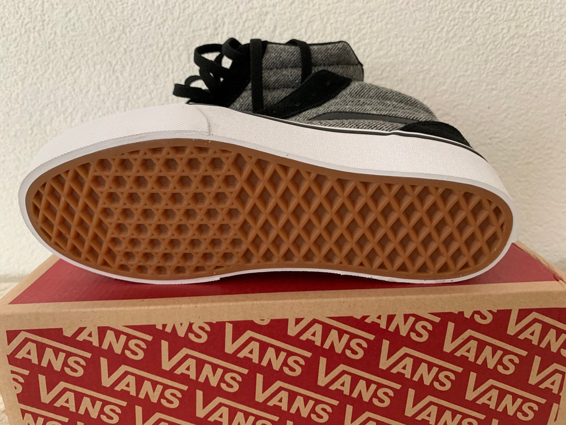 Vans Scarpe da donna: VANS HIGH SNEAKER Platform Gr. 38 - NEU – Nuovo e nell'imballaggio originale da Wetzikon ZH venduto da EvisStore 4