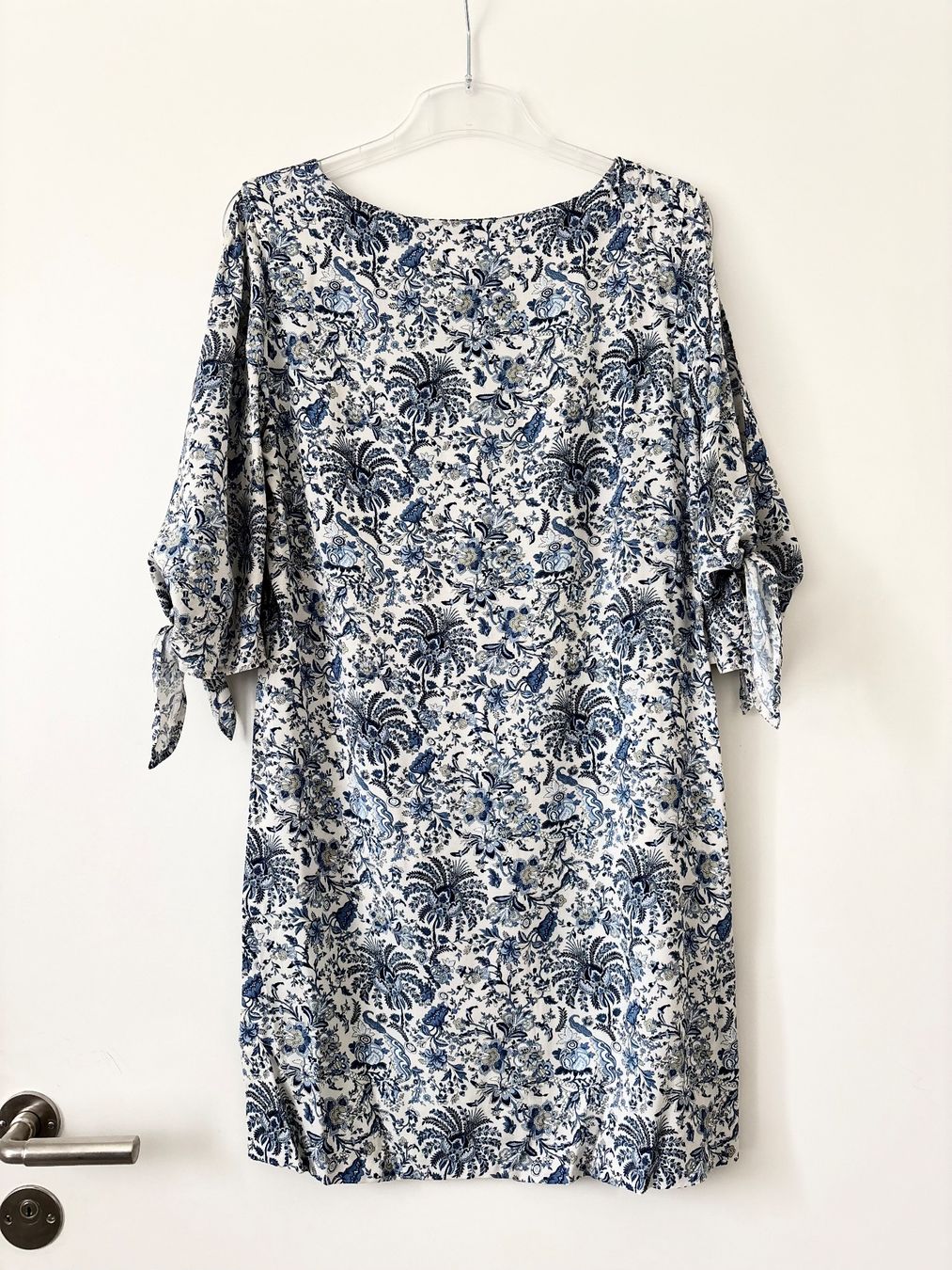 H&M Robes: H&M Kleid blau gemustert Gr. 38 – D'occasion à Bottmingen par ana_5hrv 3