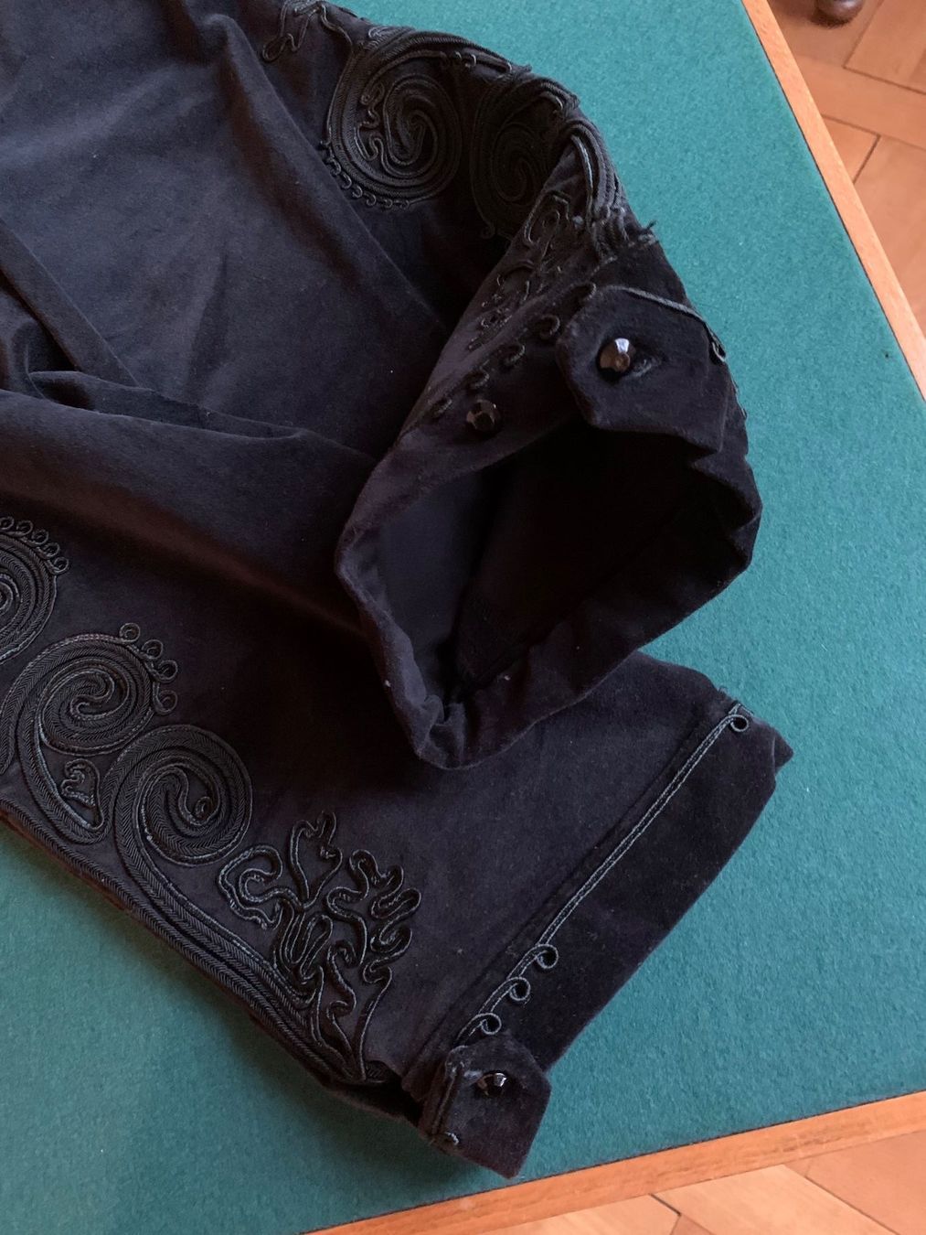 Pantaloni: Die schönsten Capri-Hosen der absolute Trend  100% Samt – Nuovo (secondo la descrizione) da Interlaken venduto da Bona55 4