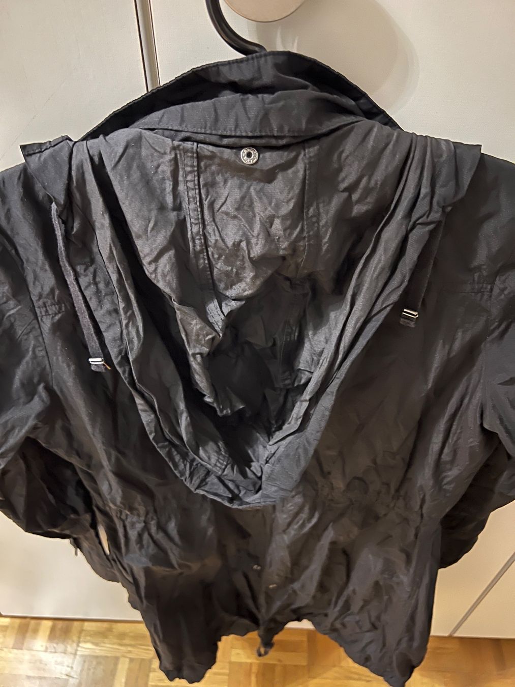 Globus Jacken: Regenjacke Globus – Gebraucht aus Wallisellen von NE90 1