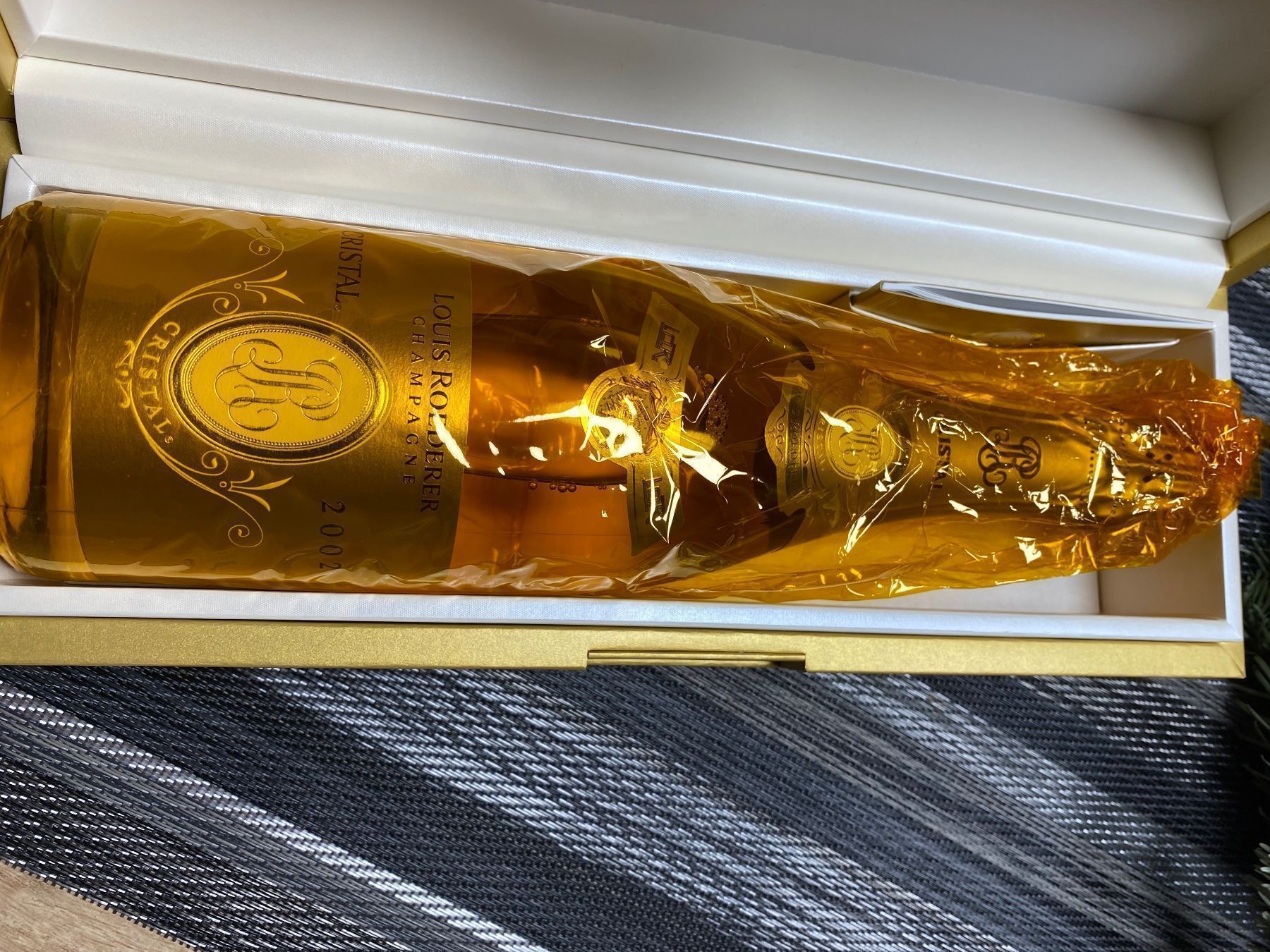 Louis Roederer Bevande alcoliche: CRISTAL LOUIS ROEDERER 2002 Mit 2 Gläser – Nuovo e nell'imballaggio originale da bütschwil venduto da dd03 4