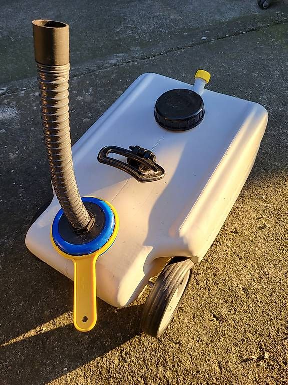 Accessori per altri veicoli: Abwasser Rolltank – Usato da Reinach AG venduto da Lexu1978 1