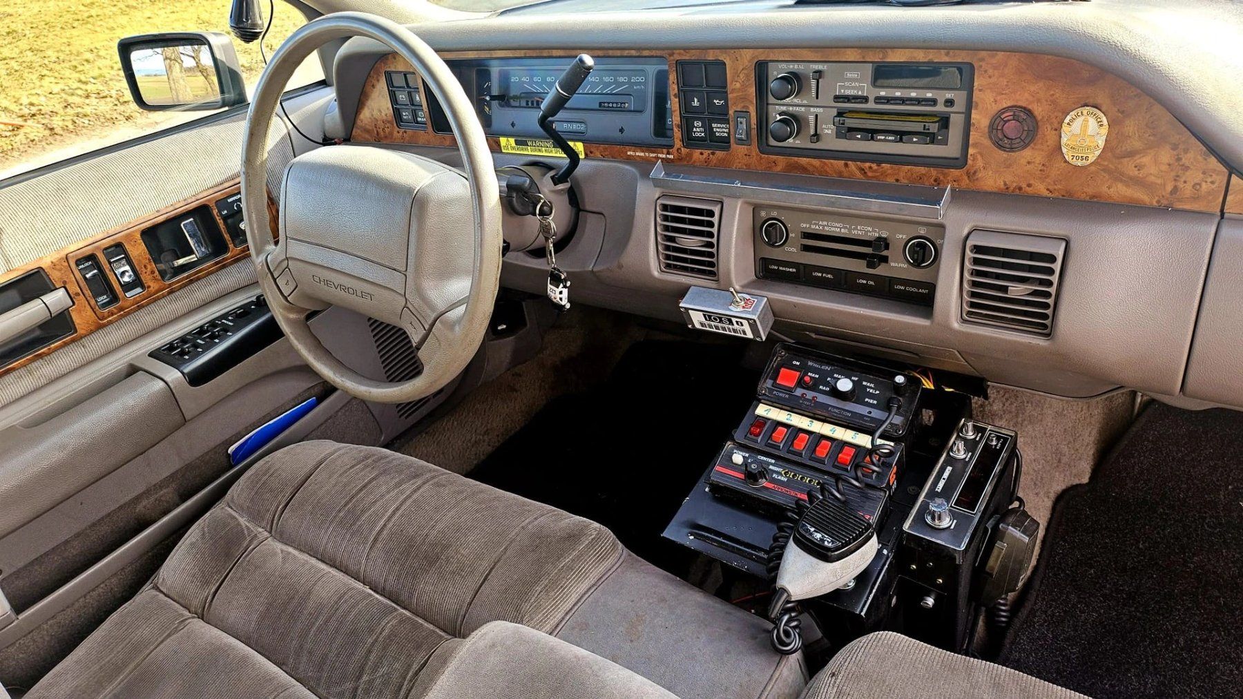 Chevrolet Automobili: CHEVROLET Caprice 5.0 Classic ABS Polizeiauto LAPD – Usato da Cressier FR venduto da Rzmstar 7