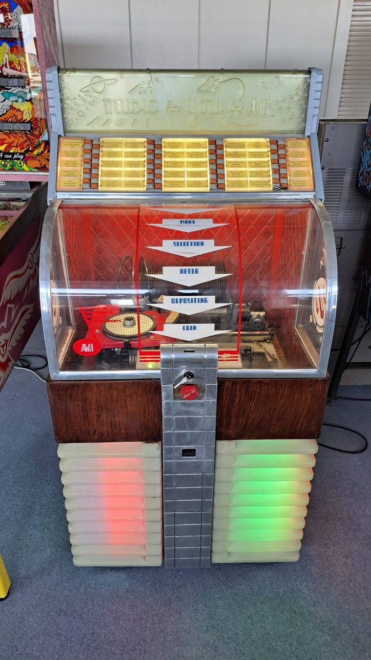 Jukebox: Musikbox Ami D40 - revidiert – Usato da Wil venduto da meinflipper 1