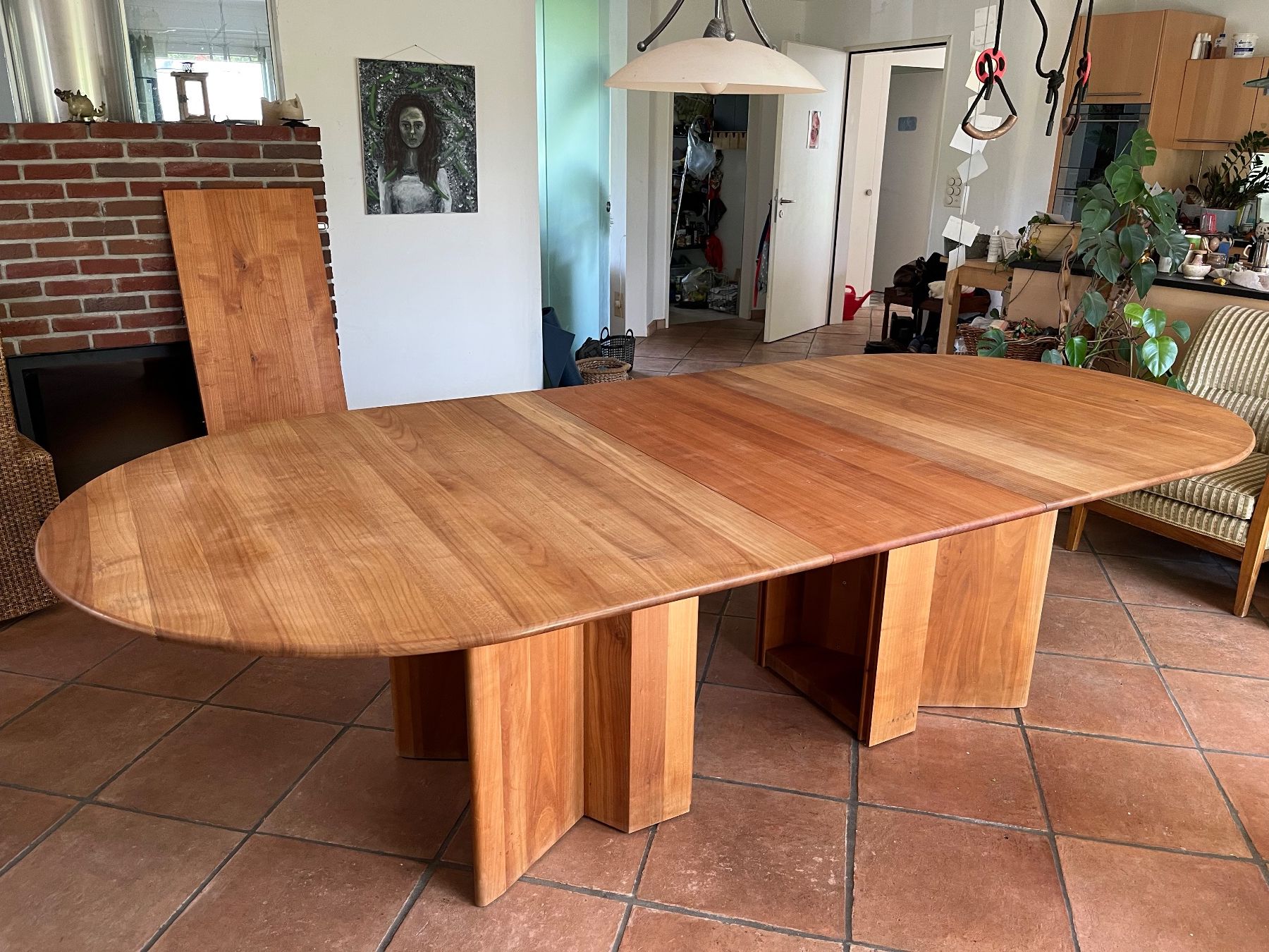 Tables: Kirschbaum-Tisch: mit 2 Zusatz-Tischplatten, verschraubt – D'occasion à Nennigkofen par cha_8dgw 1