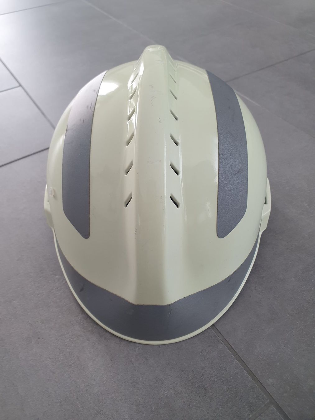 Pompiers: Feuerwehrhelm – D'occasion à Pratteln par Schille
