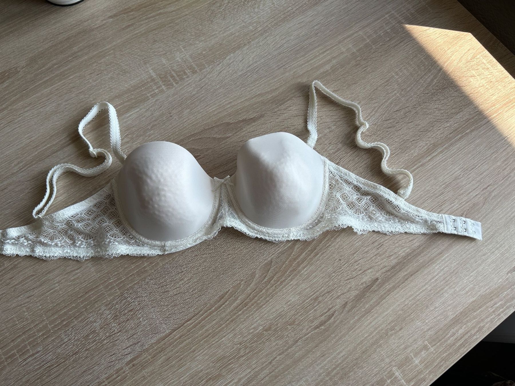 Triumph Altra biancheria intima: BH mit Bügel creme von Triumph – Usato da Brunnen venduto da Nala2929 3