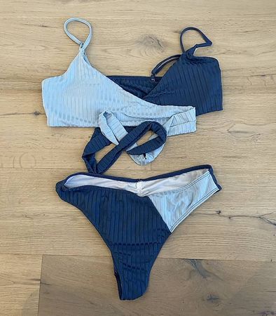 Neu! Bikini GR. L