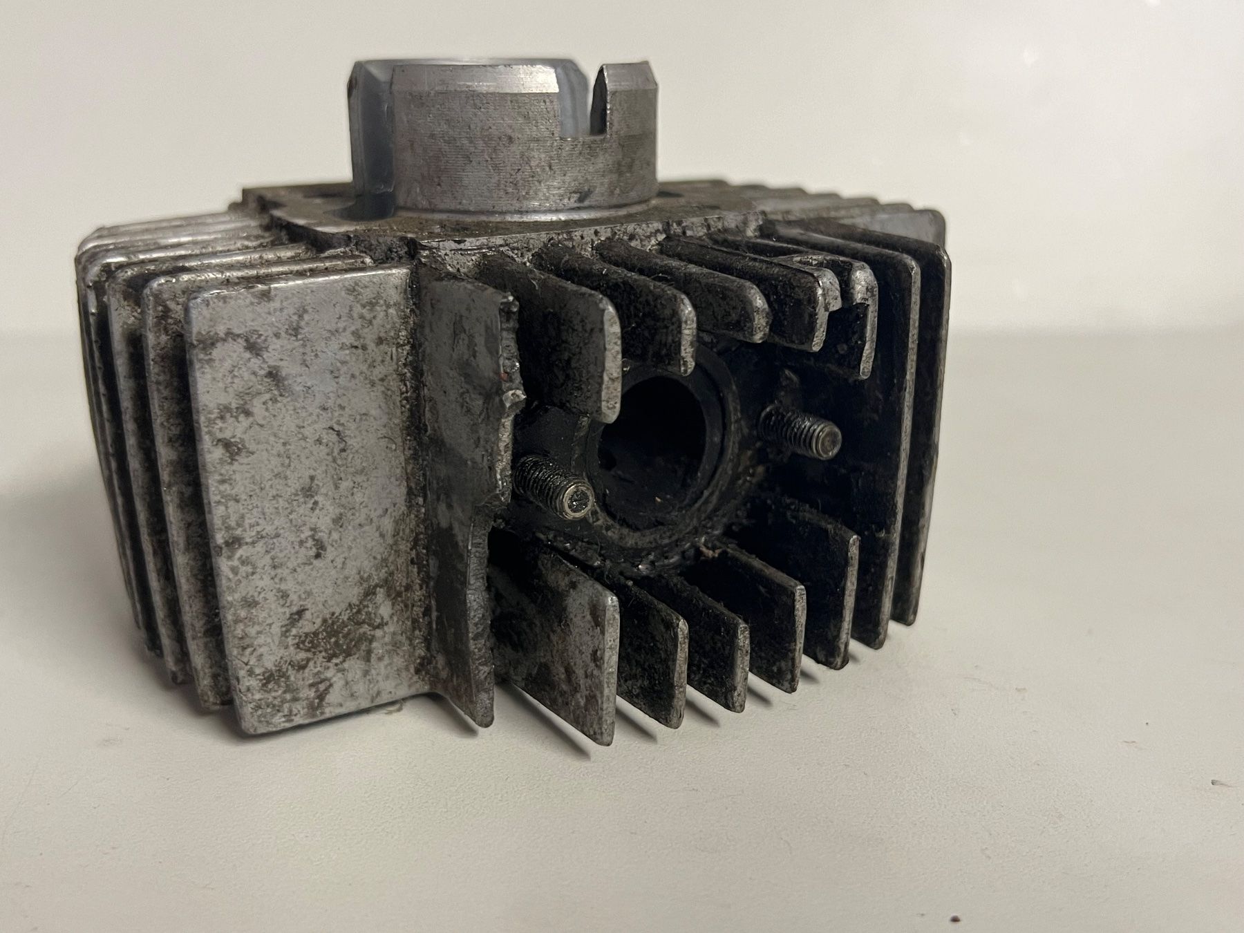 Puch Parti ricambio per ciclomotori: Puch Maxi E50 Zylinder 38mm – Difettoso da Steffisburg venduto da FlorianJohner 2