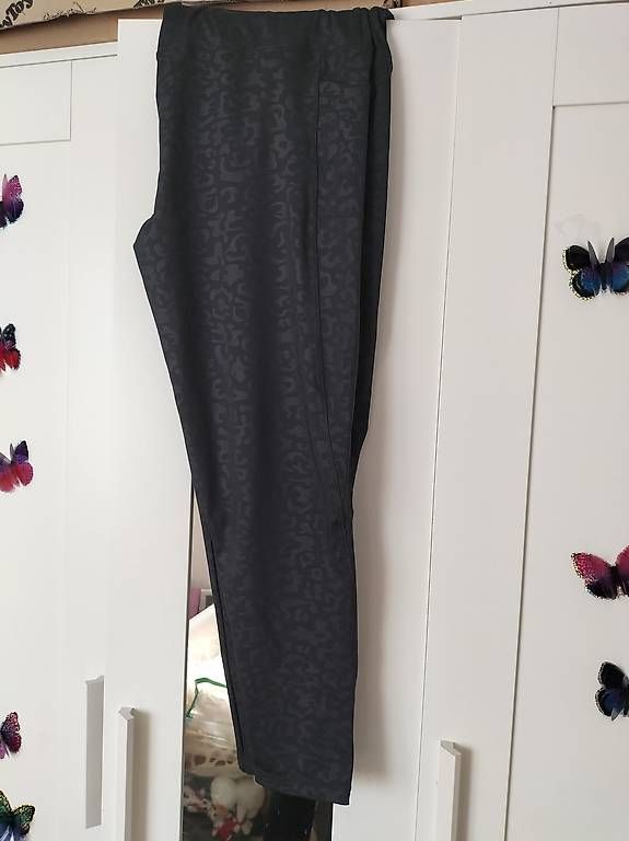 Leggings: Leggings – Usato da Amriswil venduto da cbe_cr6q