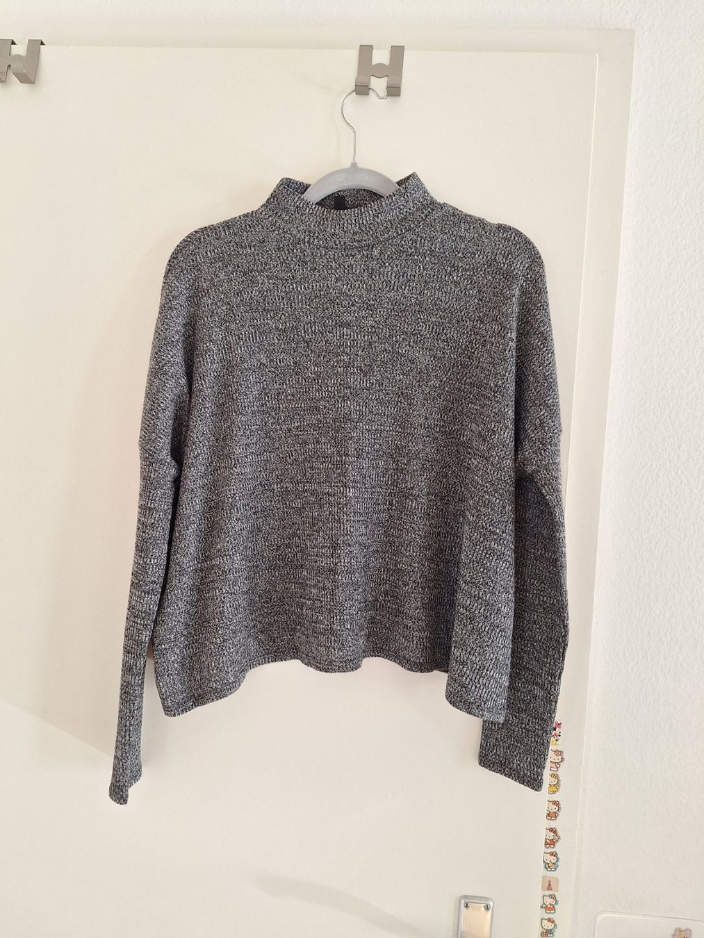 H&M Maglioni & Felpe: Pullover Divided grau Grösse S – Usato da Worb venduto da nfsolutions