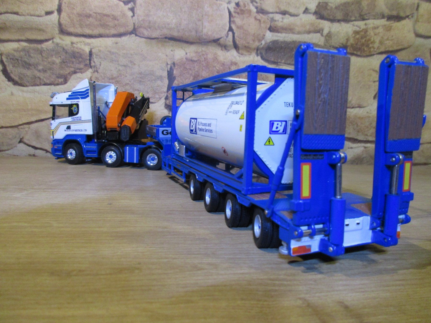 Tekno Modellbausätze & Standmodelle: Tekno  1:50 Scania R  M.G.S. Logistic LTD – Gebraucht aus Ennetmoos von Truckdiver 2