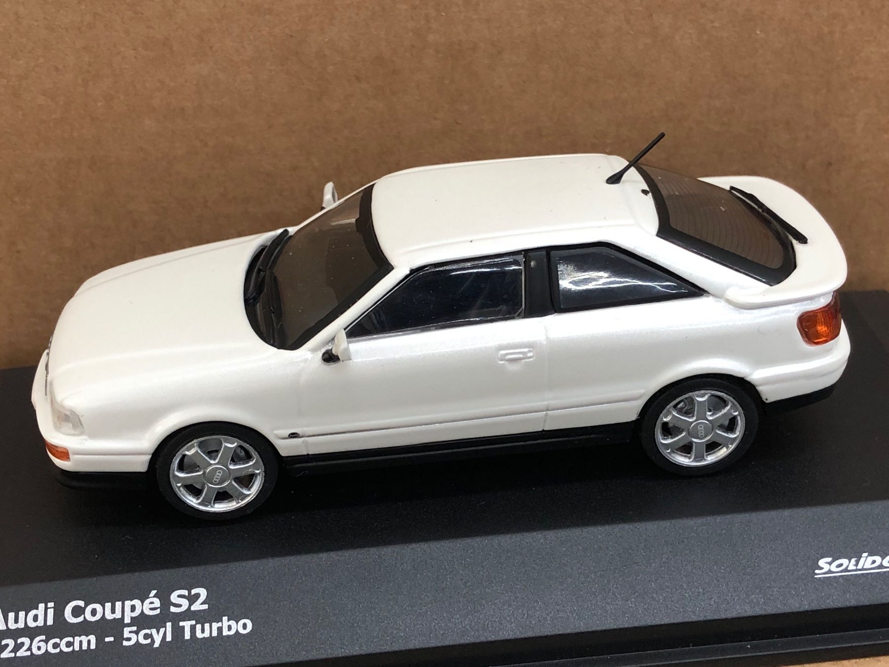 Audi Modellini d'auto: Audi Coupe  S2 RS Solido 1:43 weiss oder rot – Nuovo e nell'imballaggio originale da Luzern venduto da aa43modelcars-Luzern
