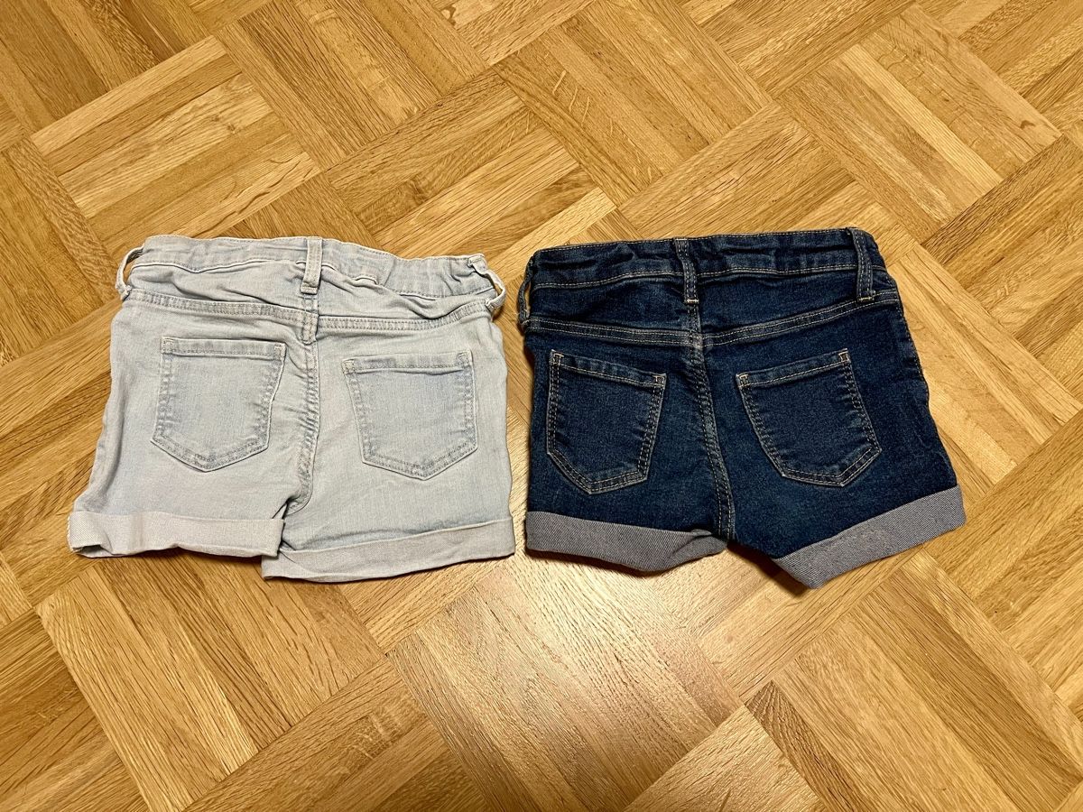 H&M Lotti & Set di vestiti: 5x H&M Stretch Shorts 104 – Usato da Lupsingen venduto da Aniorek 5
