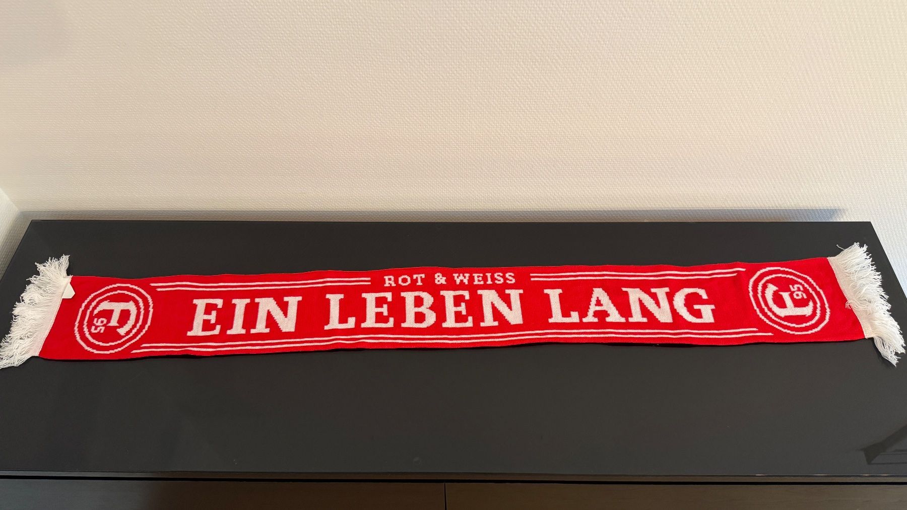 Foulard & Sciarpe: Fanschal Fortuna Düsselforf – Usato da Luzern venduto da Banane1901 1