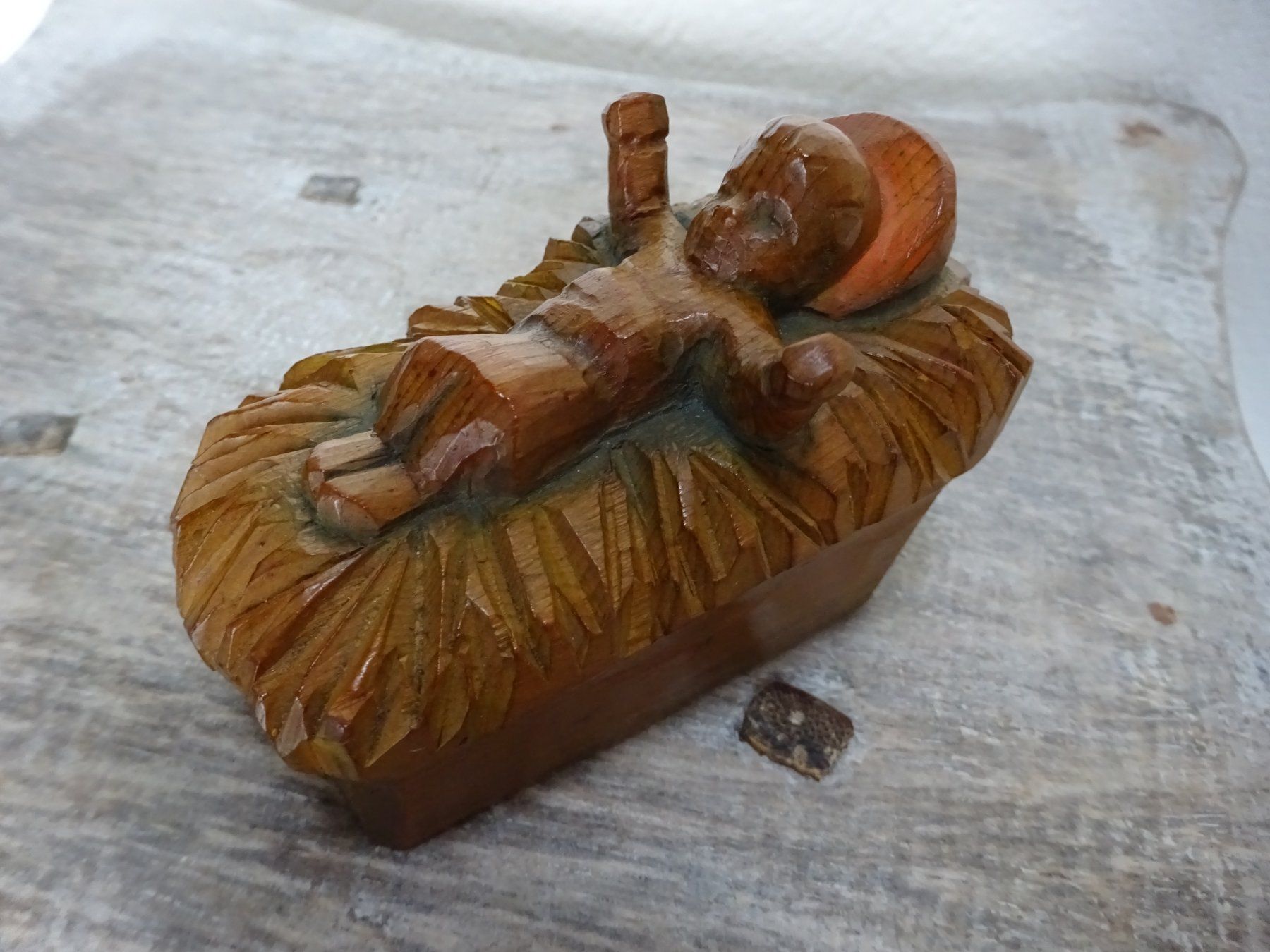 Statuette: Gasser Krippe / Jesuskind – Usato da Oetwil am See venduto da Senegal 1