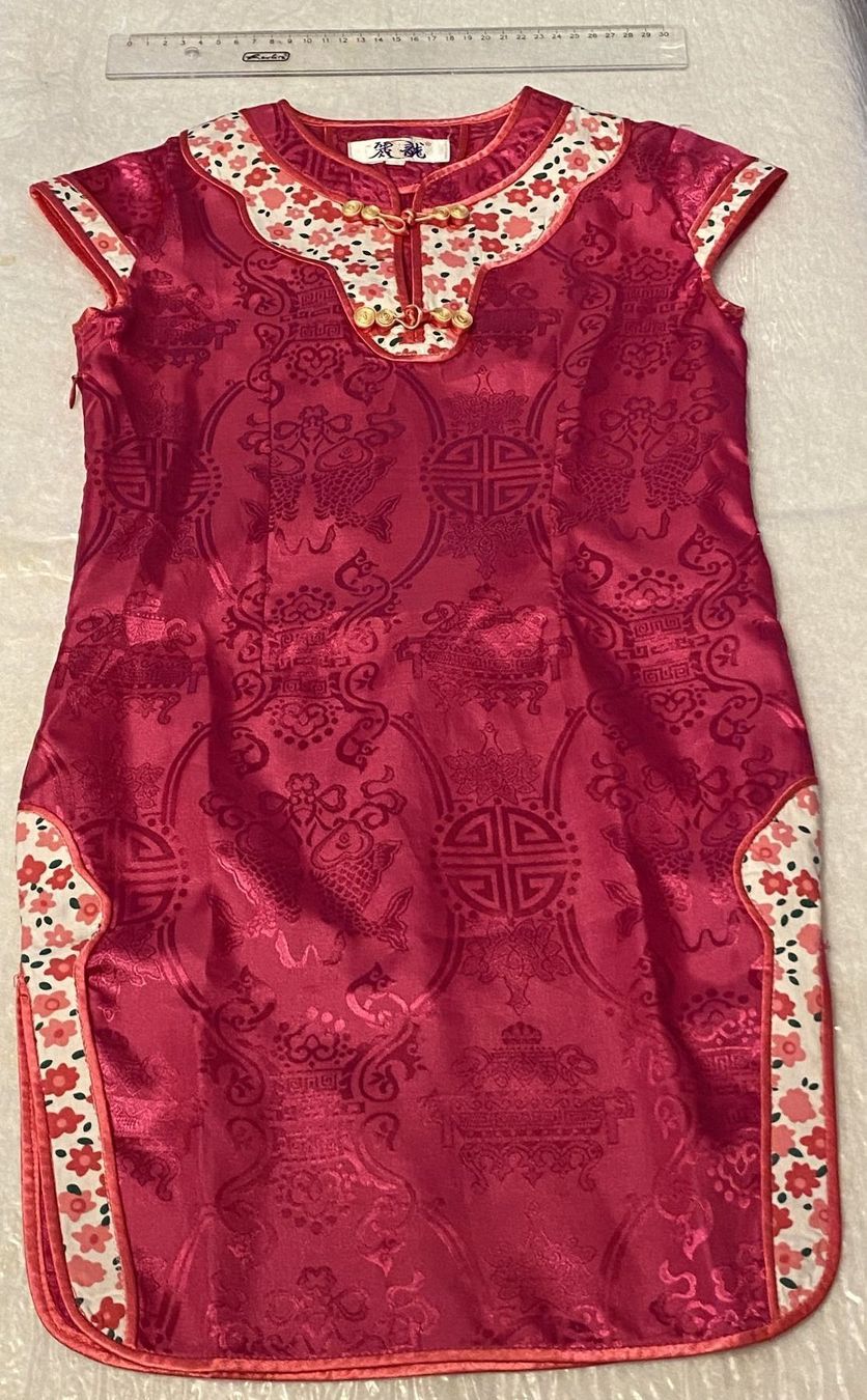 Vestiti & Gonne: Silk/Asian clothes for small children – Usato da Schnottwil venduto da Chasarmar 6