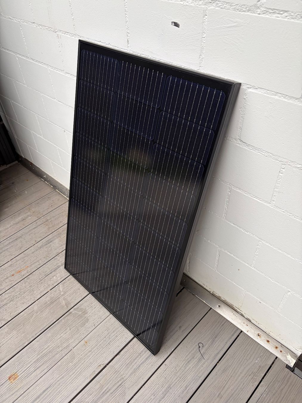 Ecoflow Dispositivi a energia solare: Solarpanel Ecoflow ZMS331 100W – Usato da spreitenbach venduto da starion05