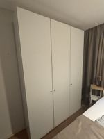 Weisser Kleiderschrank, 3-türig, gut erhalten, günstig