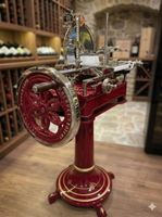 Berkel Aufschnittmaschine Modell 3. Florales Schwungrad.