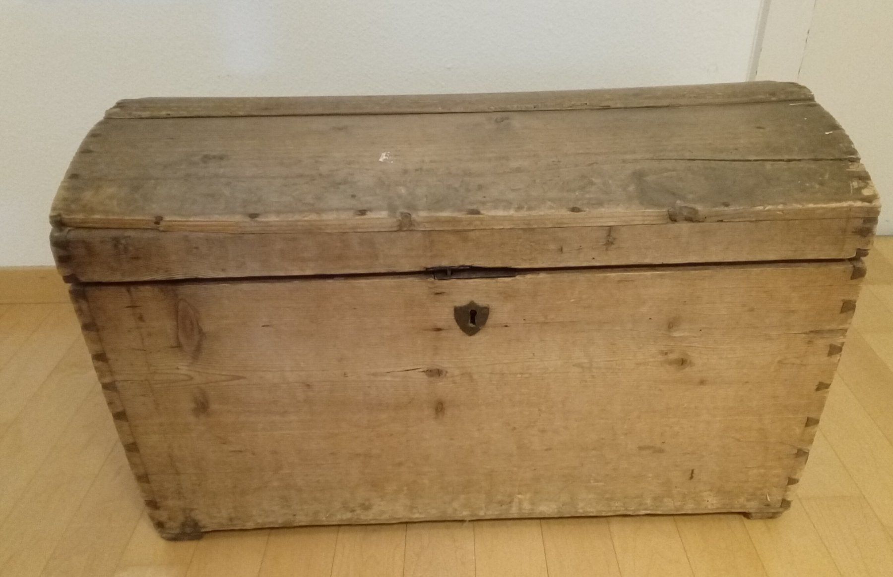 Truhen: Wunderschöne antike Holztruhe – Gebraucht aus Steinhausen von tru787