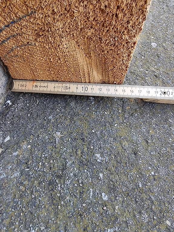 Holzartikel: Holzbalcken  – Gebraucht aus Aedermannsdorf von Automarkt 1