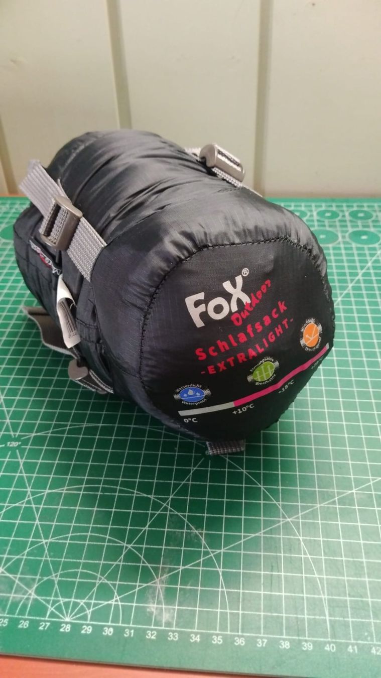 Sacchi a pelo: Schlafsack "Extralight" schwarz Fox Outdoors – Usato da Vrin venduto da gronim 3