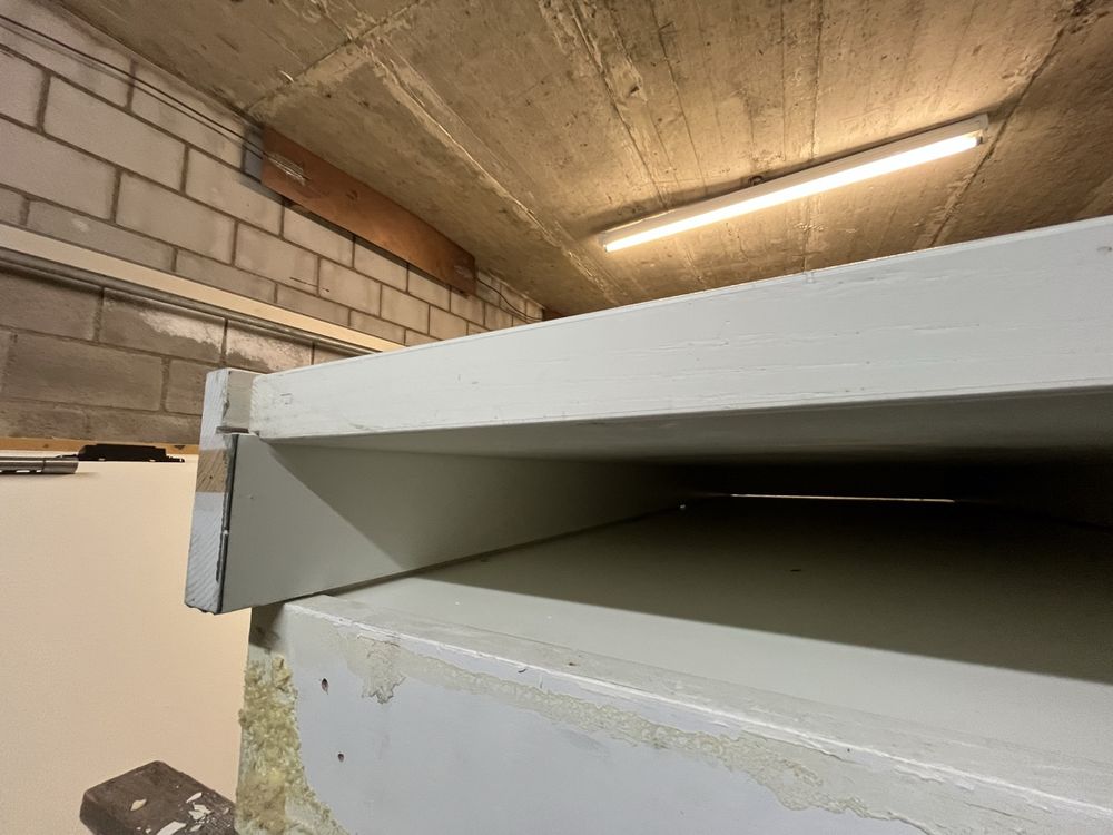 Türe,Nebeneingagstüre, Blockfutter Türe (Gebraucht) in Bertschikon ...