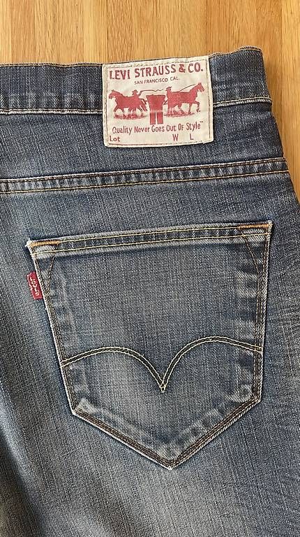 Jeans: Jeans Levis homme  – Usato da Troinex venduto da nadinebmichaelson 3