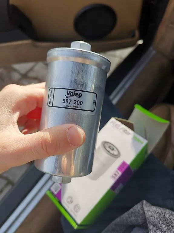 Tutti pezzi di ricambio auto: Filtre à carburant – Usato da Chermignon-d'en-Bas venduto da lio_m6xh 2