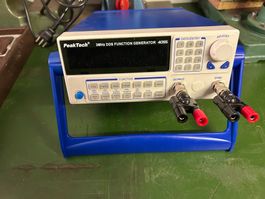 PeakTech 4055 DDS Funktionsgenerator, Top Zustand!