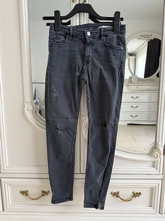 Zara Jeans Grau Gr. 34