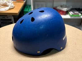 Blauer Velohelm / Skaterhelm, guter Zustand!