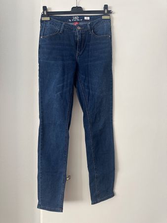 Jeans Blau