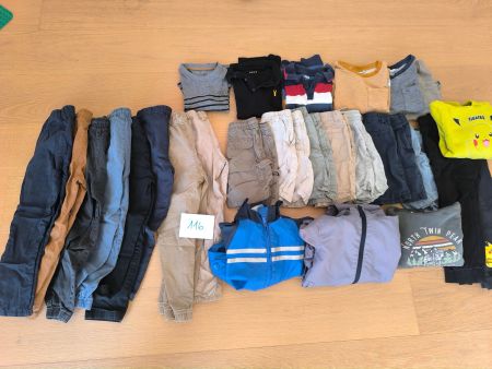 Grosses Jungen-Kleiderpaket Grösse 116