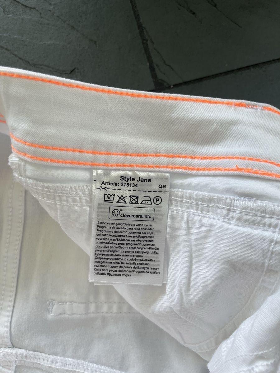 Pantaloni: Hose ,Street One‘ – Usato da Eschen venduto da regino 3