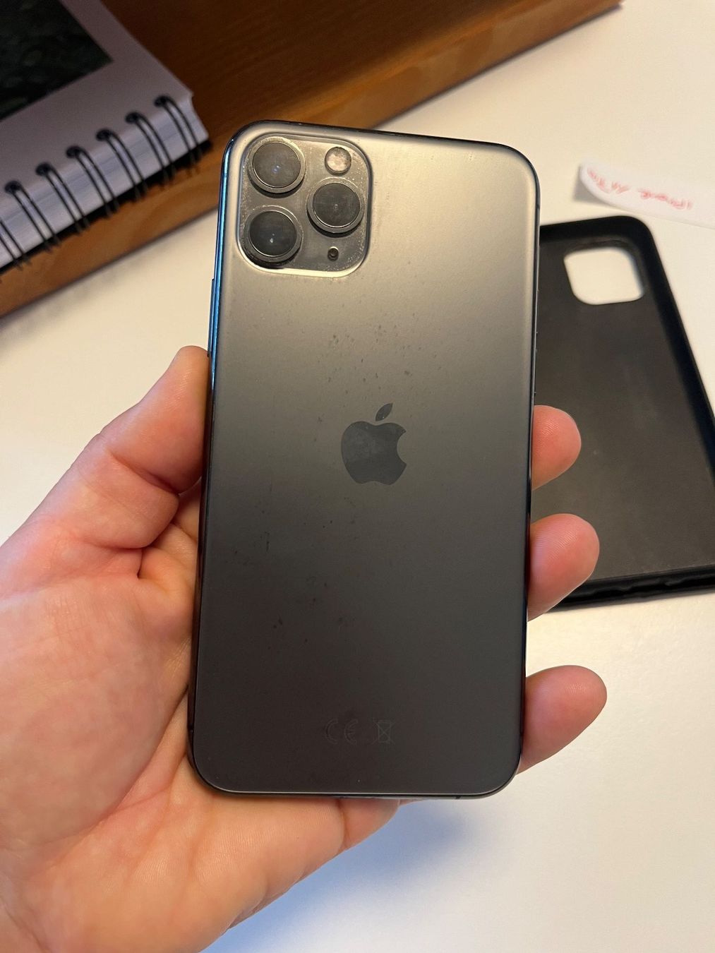 Apple Handys / Smartphones: IPhone 11 Pro 256 GB silver – Gebraucht aus Richterswil von AdrianaF01 1
