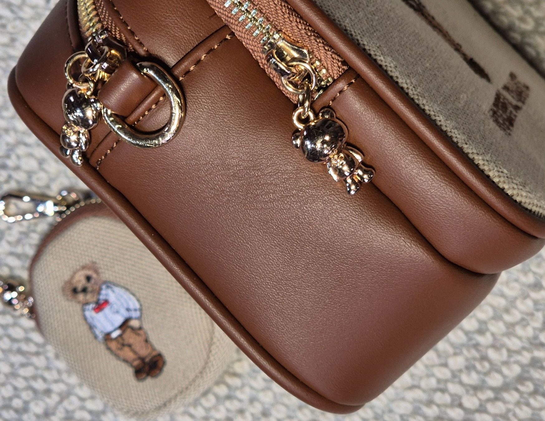 Borse & Zaini: Umhängetaschen Mädchen oder Damen – Nuovo (secondo la descrizione) da Gebenstorf venduto da Agadine 2