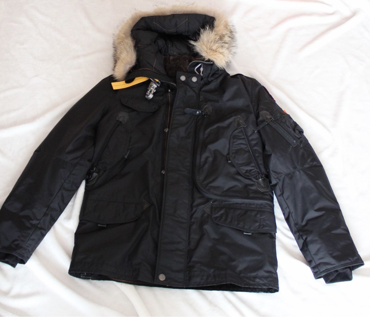 Parajumpers Giacche: Parajumpers noir – Nuovo (secondo la descrizione) da Essertines-Rolle venduto da Nono_1802