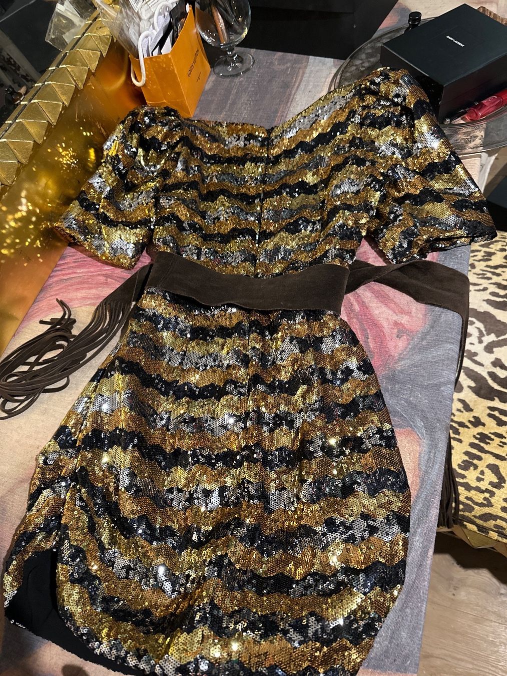 Vestiti: Golden sequin cocktail dress – Nuovo (secondo la descrizione) da Genève venduto da val_rp9x