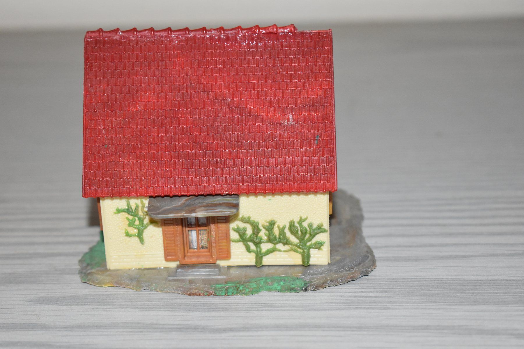 Modelleisenbahnen: Pour Märklin HO 1 Maison – Gebraucht aus Le Locle von skycomputer 1