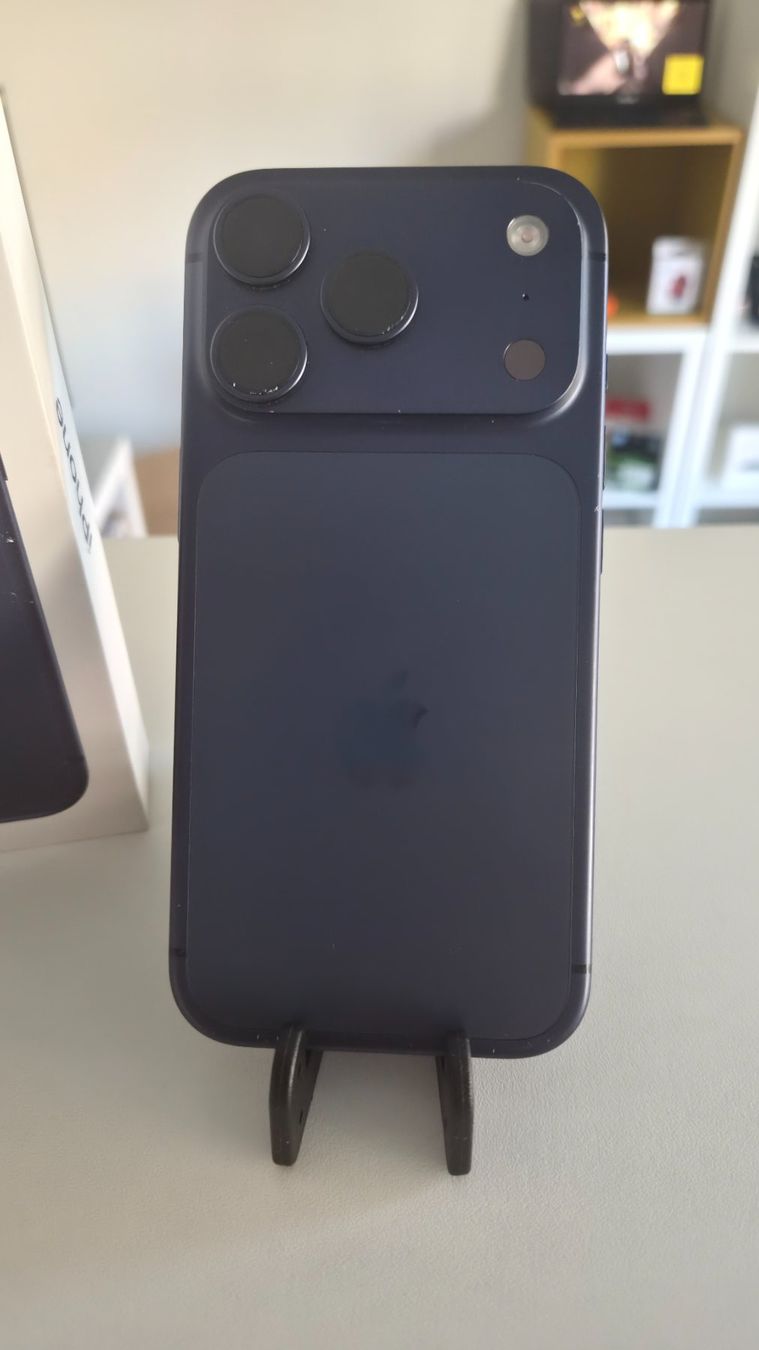 Apple Handys / Smartphones: Apple iPhone 17 Pro – Gebraucht aus Chatel-St-Denis von Teck7 2