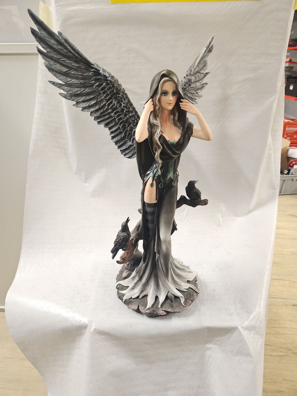 Statuette: Elfe mit Flügel 78 cm – Nuovo (secondo la descrizione) da Dielsdorf venduto da Kenan997