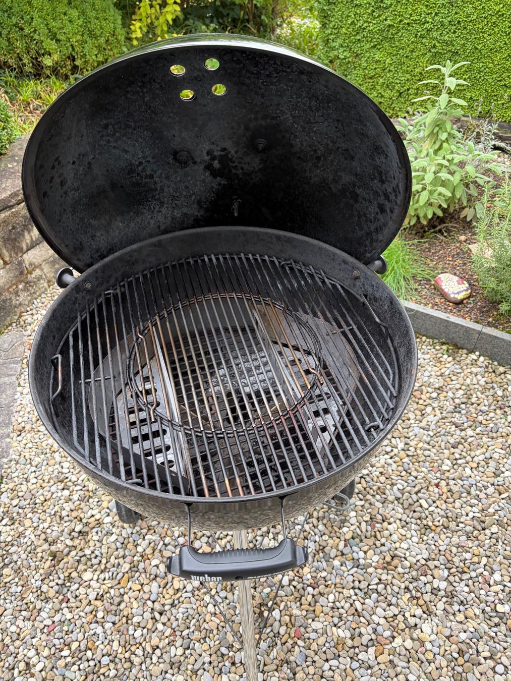 Weber Griglie: Weber One Touch Premium 57cm – Usato da Sulzbach venduto da Raywan22 3
